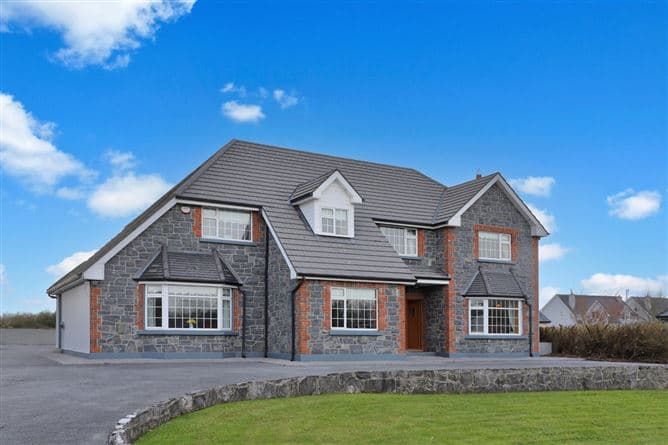 Carmen House, Gortaroe, Ballinderreen, Co. Galway