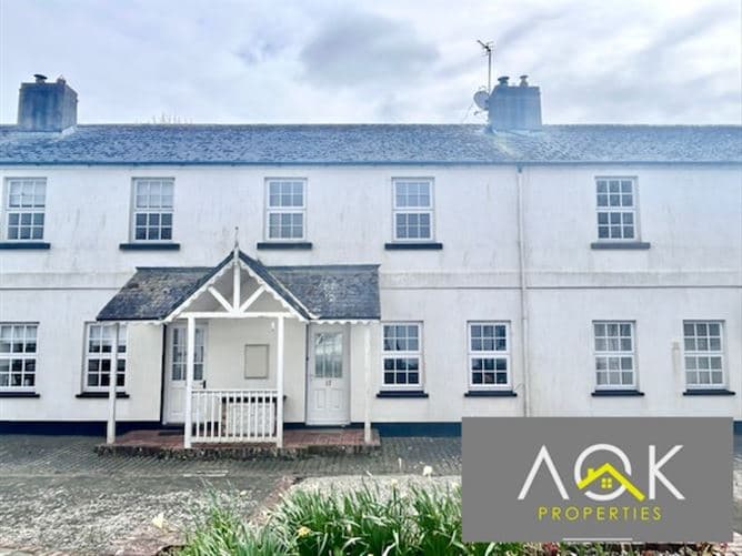 17 The Stables , Woodstown, Waterford