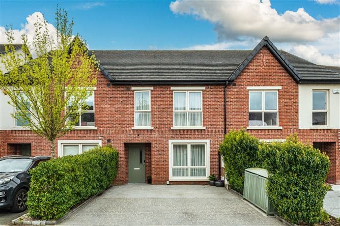 15 Oak Park Place, Naas, Kildare