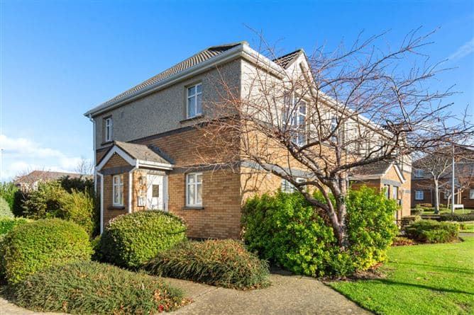 22 Parklands Court, Ballycullen, Dublin 24