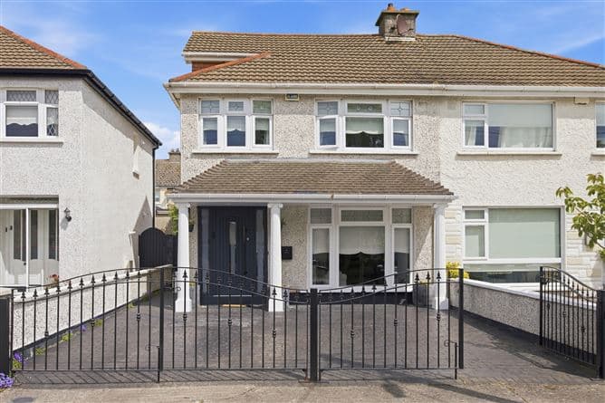 10 Ardmore Grove, Artane, Dublin 5