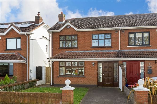 33 Lissadel Crescent, Malahide, Co. Dublin