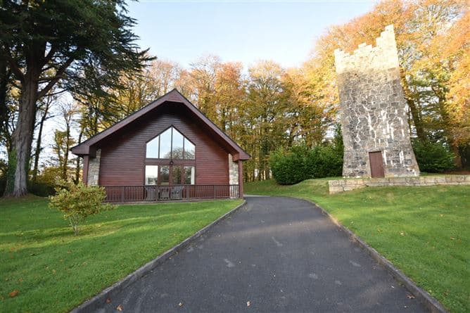 7 The Woodlands, Mount Falcon, Ballina, Co. Mayo