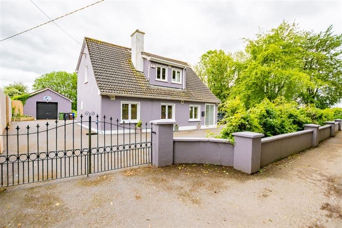 Lissanisky, Clara, Offaly