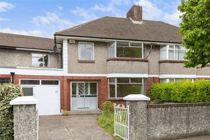 17 Oaklands Drive, Sandymount, Dublin 4