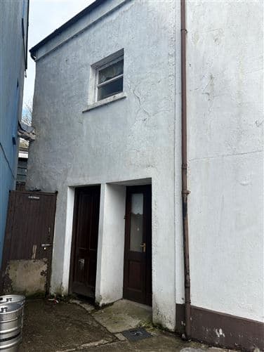 Church Street Apartment,, Ennistymon, Clare
