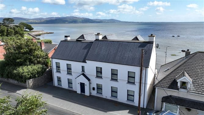 Sea Beach, Sandymount, Blackrock, Co. Louth, A91N274