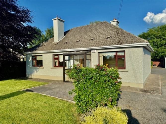 KINVARA ROAD, KILCOLGAN, CO GALWAY