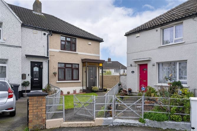 51 Glenshesk Road, Whitehall, Dublin 9