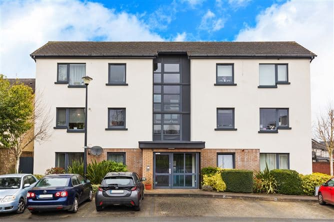 APT 12, CHURCH FIELDS, ASHBOURNE
