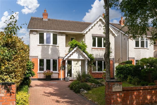 Iniscarra, 1 Carraig Glen, Brennanstown Road, Cabinteely, Dublin 18
