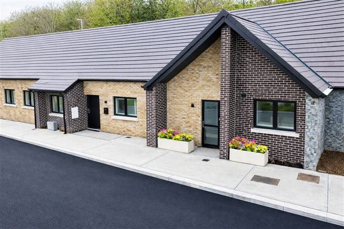 Talbot, Summerhill, Meath - 3 Bedroom End of Terrace
