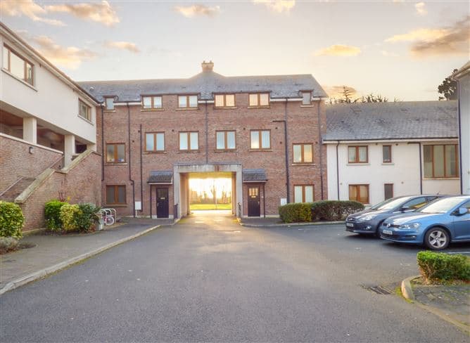 11 Watersedge, Naas, Kildare