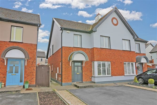 42 Cluainin, Tullyvarraga, Shannon, Clare