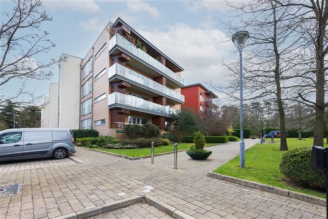 29 Cedarhurst, Phoenix Park Racecourse, Castleknock, Dublin 15
