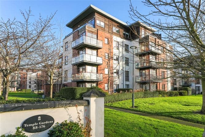 98 Temple Gardens, Northwood, Santry, Dublin 9, D09K6H7