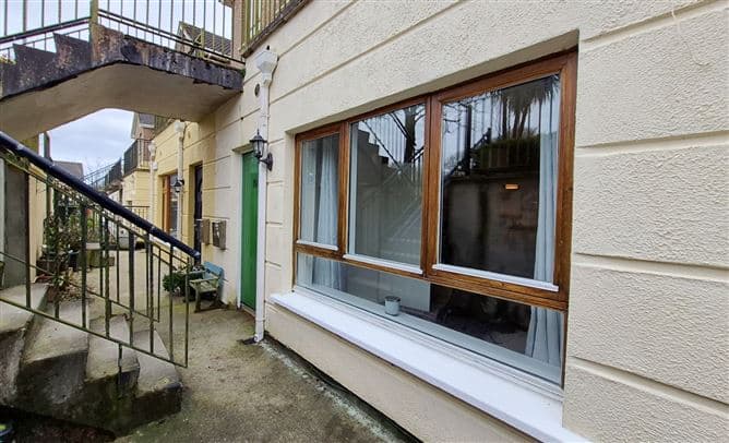 10 Woodleigh Way, Blessington, Wicklow