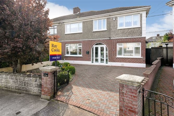 31 Pinewood Drive, Glasnevin, Dublin 11