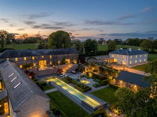 PEMBROKESTOWN HOUSE, GAULSTOWN, BUTLERSTOWN, WATERFORD