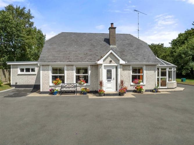 Ballinastud, Ballygarrett, Wexford