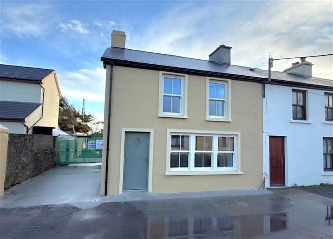 MAIN STREET, BALLYHEIGUE, CO. KERRY
