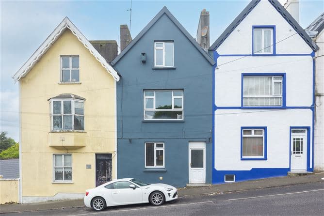2 Sandymount, Cobh, Cork