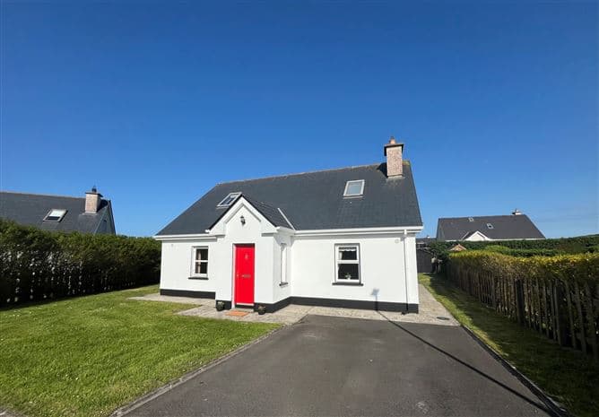 13 Cluainín Na MBó, Enniscrone, Co. Sligo