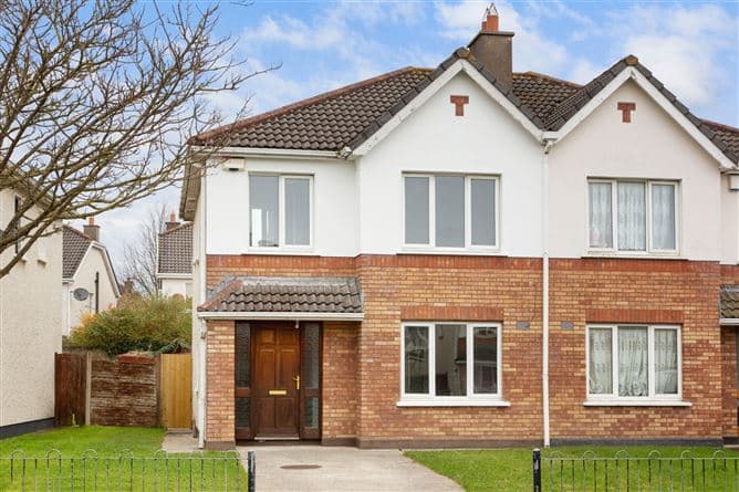 25 Finnswood, Finnstown Cloisters, Lucan, Co. Dublin