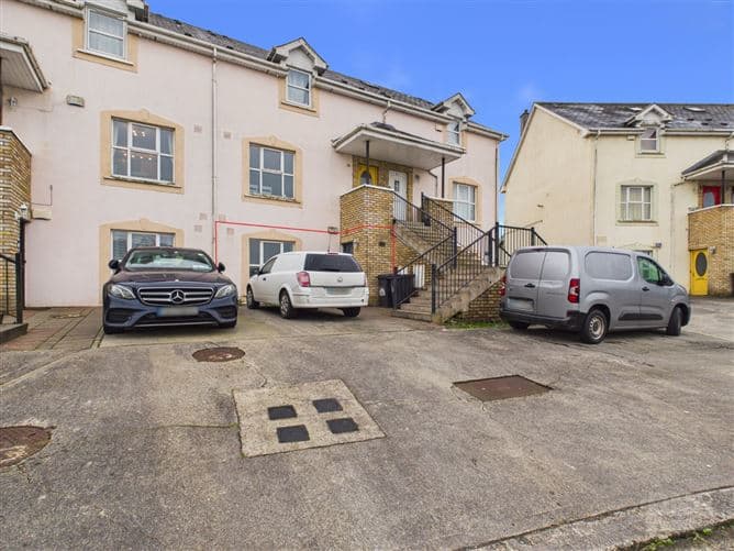 2B Clonmullen Hall, Edenderry, Co. Offaly