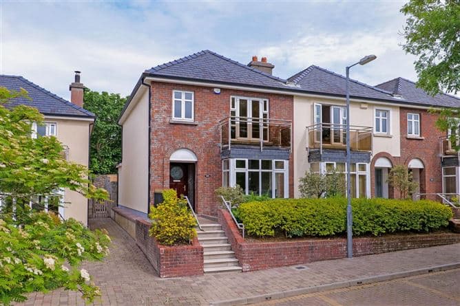 121 Dun Na Carraige, Salthill, Galway, County Galway