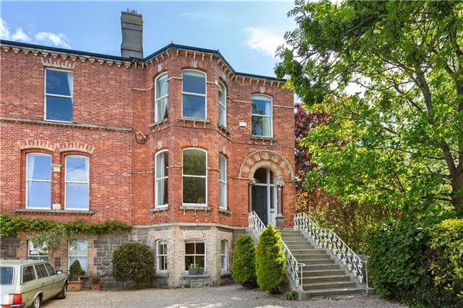 1 Breffni Terrace, Sandycove, Co. Dublin