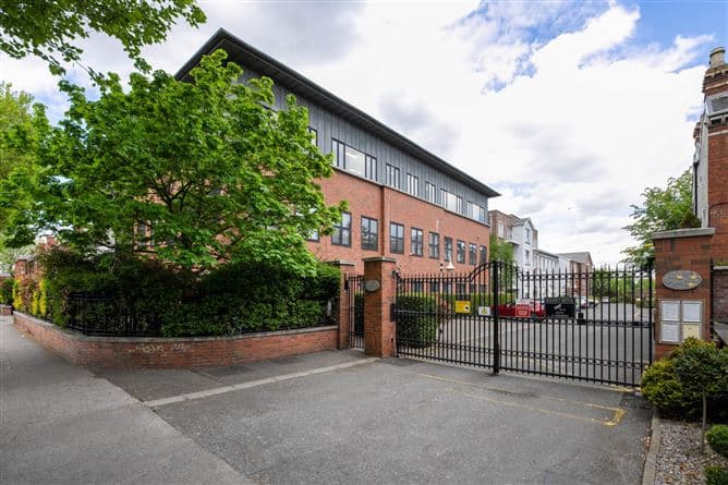 Apartment 23, Saint James`s Wood, South Circular Road, Dublin 8