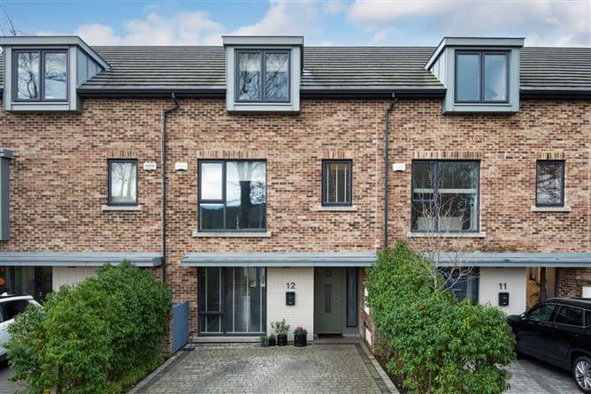 12 Rockville Woods, Carrickmines, Dublin 18