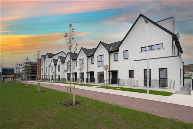 3 Bed Semi-Detached, Arderrow, Ballyhooly Road, Ballyvolane, Cork