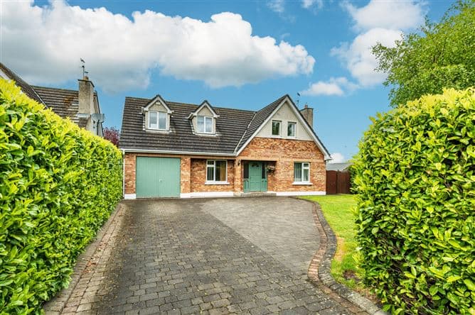 1 The Streams, Caragh, Co. Kildare