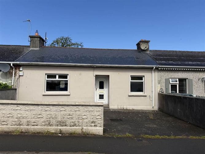 17 Limerick Road, Roscrea, Tipperary