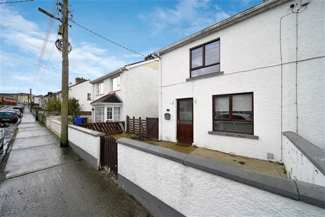 17 Saint Columbas Avenue, Buncrana, Donegal