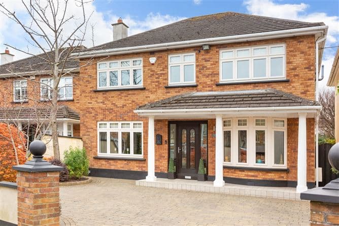 18 THE COURT, CYPRESS DOWNS, TEMPLEOGUE DUBLIN 16