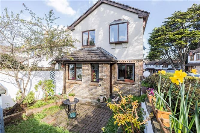 35 Southdene, Monkstown Vally, Monkstown, County Dublin
