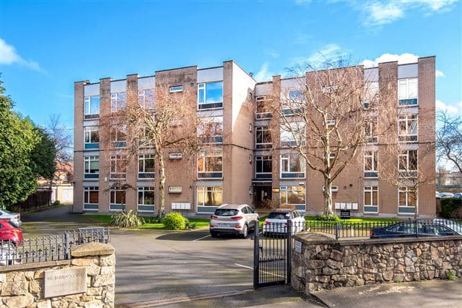 5 Renoir, Saint James' Court, Serpentine Avenue, Ballsbridge, Dublin 4