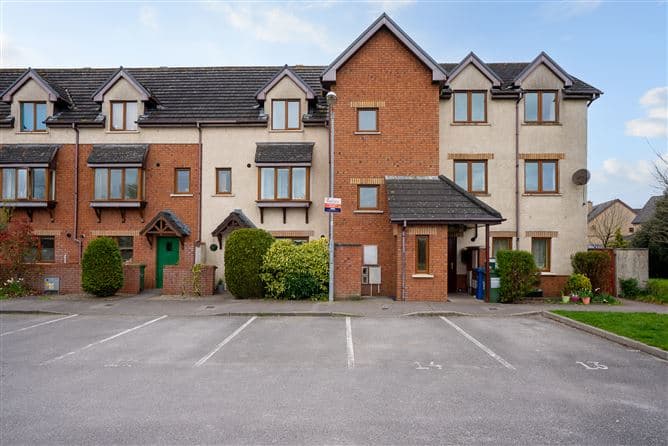 14 Pine Court, Castlelake, Carrigtwohill, Cork