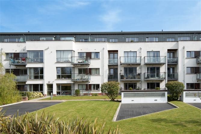 55 Southmede, Ballinteer Road, Dublin 16