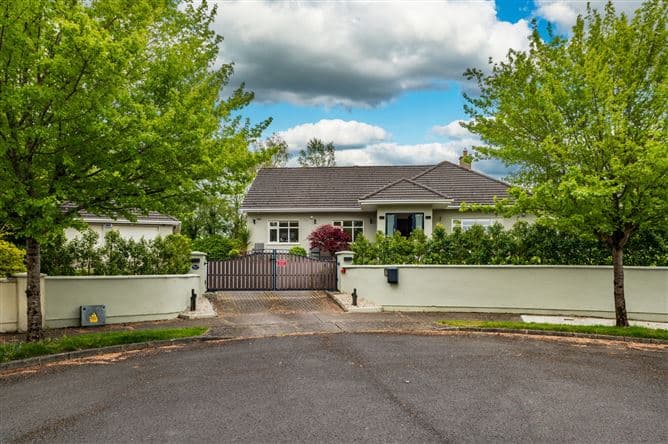 9 Milford,, Newbridge, Athgarvan, Co Kildare, W12WR04