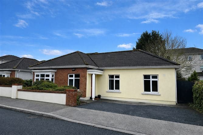 23 Hollybank Drive, Clongowen, Waterford Road, Kilkenny